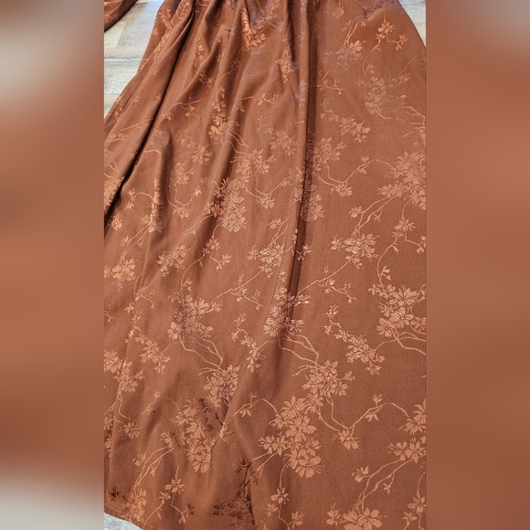 Sandra Darren Rust Floral Long Sleeve Dress 6 - Picture 3 of 3